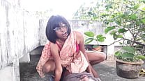 Dude is having fun wanking beautys bawdy cleft