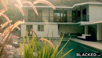 Cute teen Diya Noir sucks grandpas dick